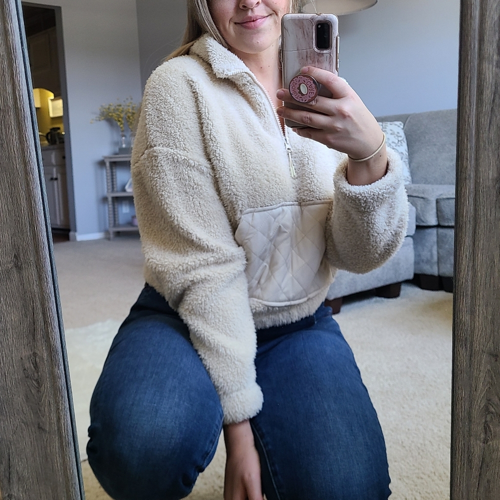 Cozie by Pink Rose Teddy Bear Cropped Pullover Sweatshirt Sweater